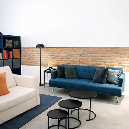 Modern Garden Loft Nest With Gym